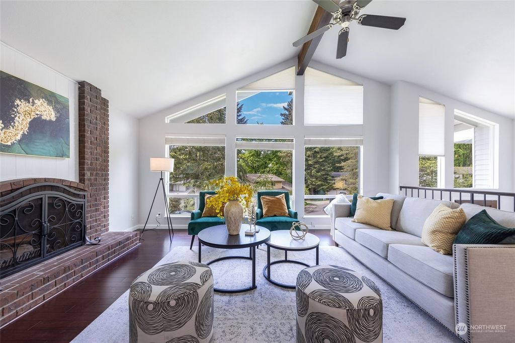 Photo of 5618 140 Place SE, Bellevue, WA 98006 (MLS # 2233315)