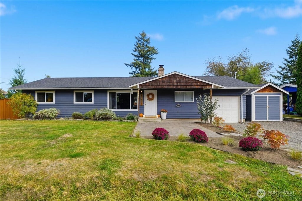 Photo of 20807 3rd Avenue W, Lynnwood, WA 98036 (MLS # 2590037)