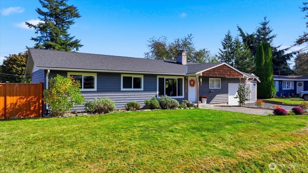 Photo of 20807 3rd Avenue W, Lynnwood, WA 98036 (MLS # 2590037)