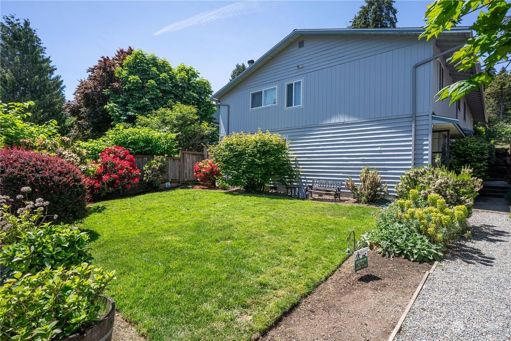 Photo of 19228 15th Avenue NE #A1, Shoreline, WA 98155 (MLS # 2236737)
