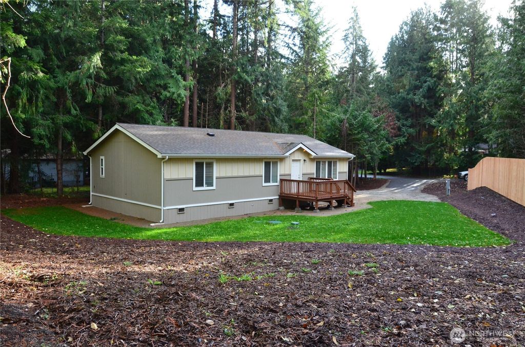 Photo of 20 Pelican Place, Port Townsend, WA 98368 (MLS # 2458236)