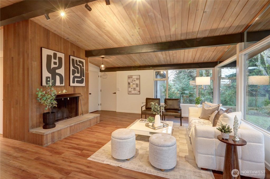 Photo of 3713 Meadow Ave Ave N, Renton, WA 98056 (MLS # 2451475)