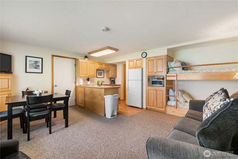 8903 Crescent Bar Road NW 155