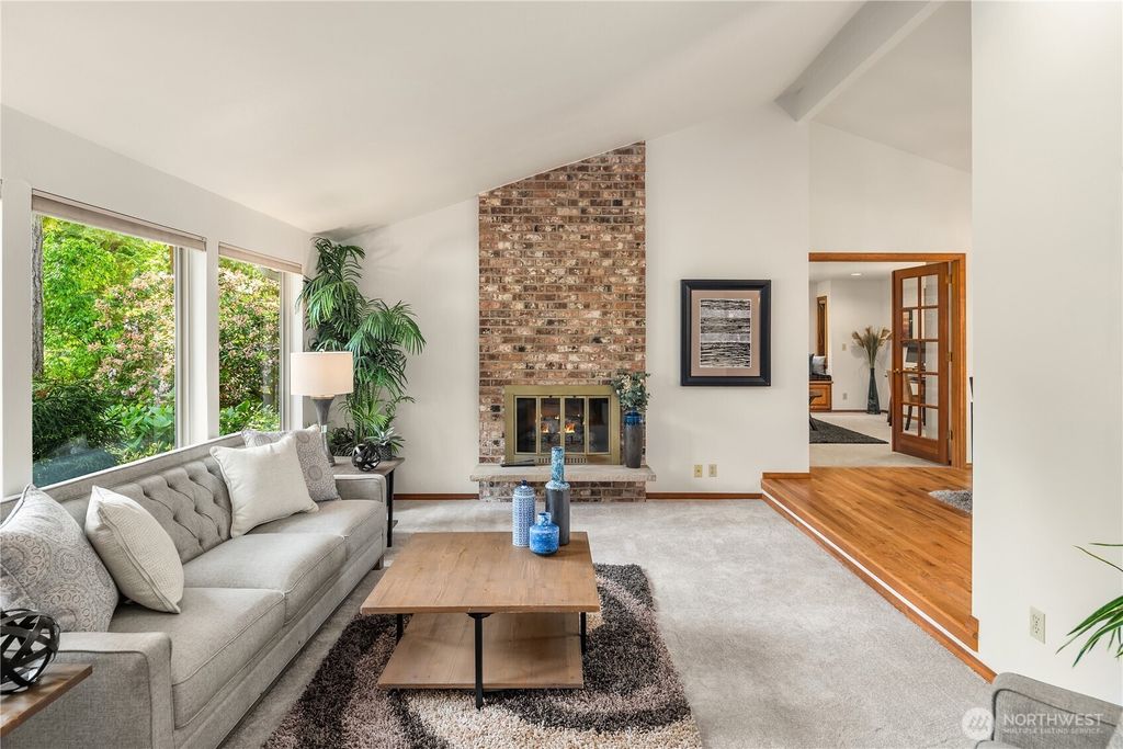 Photo of 22809 38th Avenue SE, Bothell, WA 98021 (MLS # 2384768)