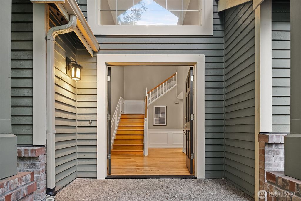 Photo of 1308 233rd Avenue SE, Sammamish, WA 98075 (MLS # 2523180)