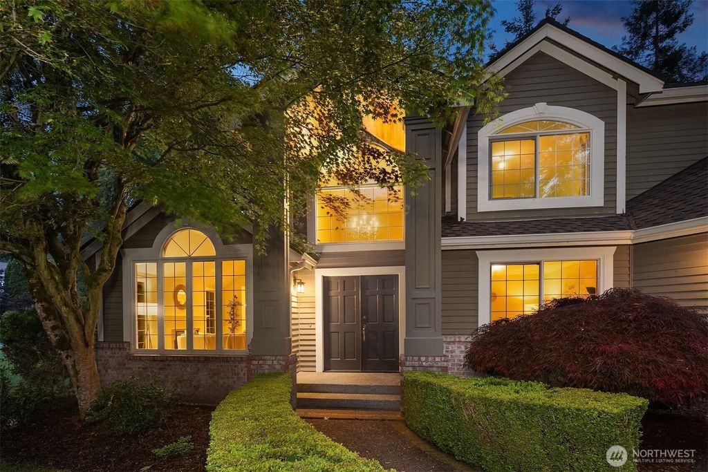 Photo of 1308 233rd Avenue SE, Sammamish, WA 98075 (MLS # 2523180)