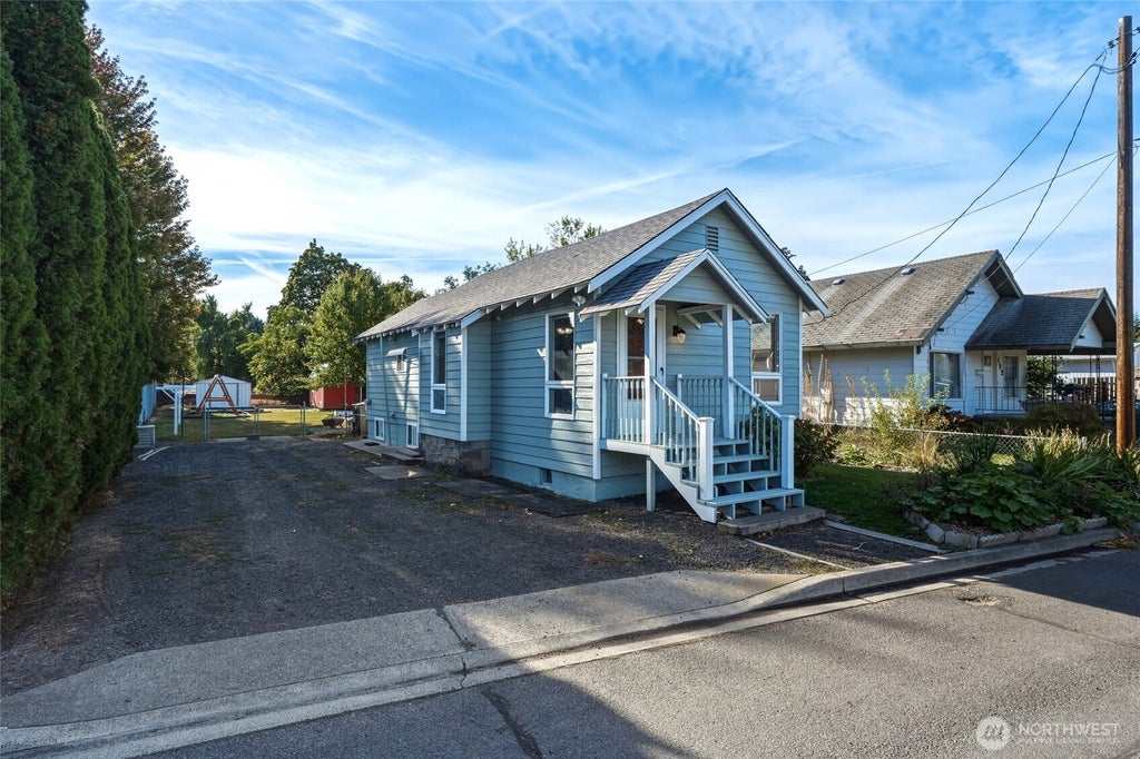 Photo of 126 SE 3rd Ave AVE, Milton-Freewater, OR 97862 (MLS # 2590904)