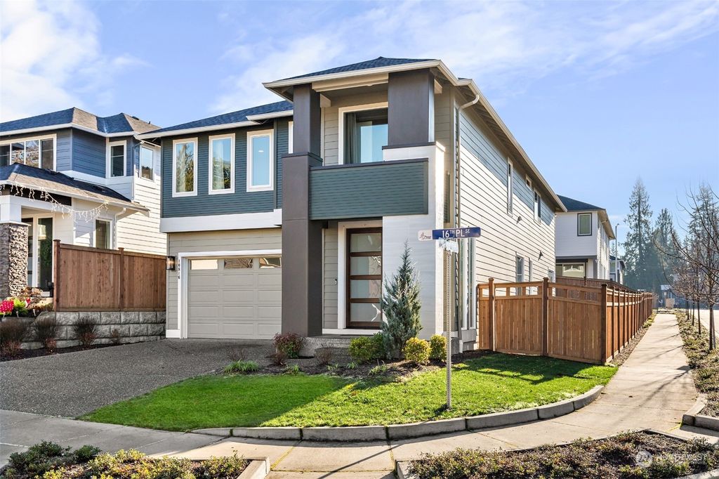 Photo of 10816 16th Place SE, Lake Stevens, WA 98258 (MLS # 2314620)