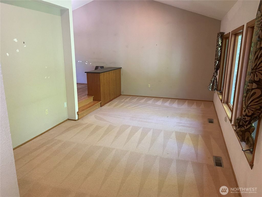 Photo of 24417 SE 17th Place, Sammamish, WA 98075 (MLS # 2516905)