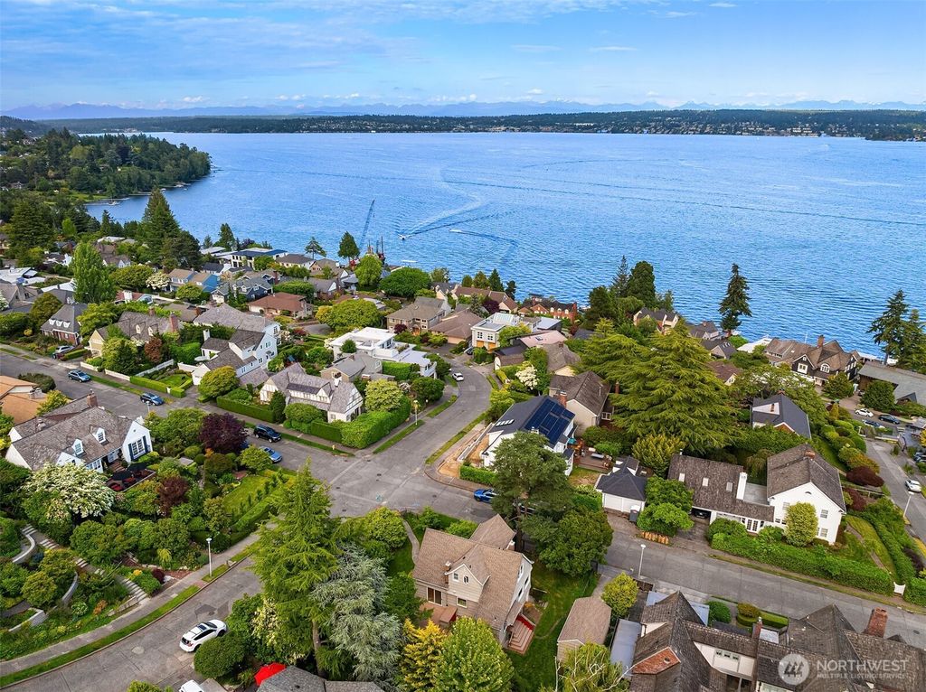 Photo of 5217 NE 43rd Street, Seattle, WA 98105 (MLS # 2419030)