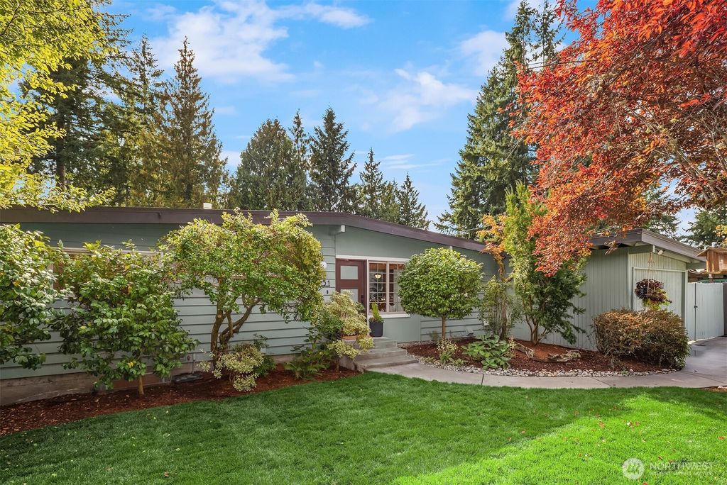 Photo of 15851 SE 12th Place, Bellevue, WA 98008 (MLS # 2442613)