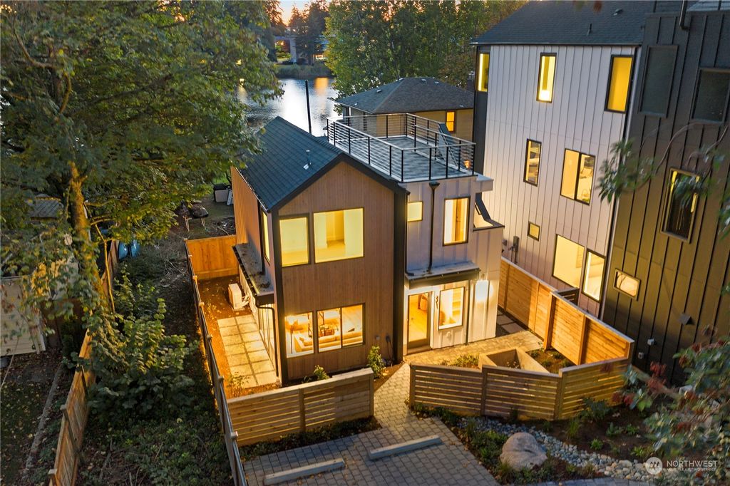 Photo of 601 N 137th Street, Seattle, WA 98133 (MLS # 2175771)