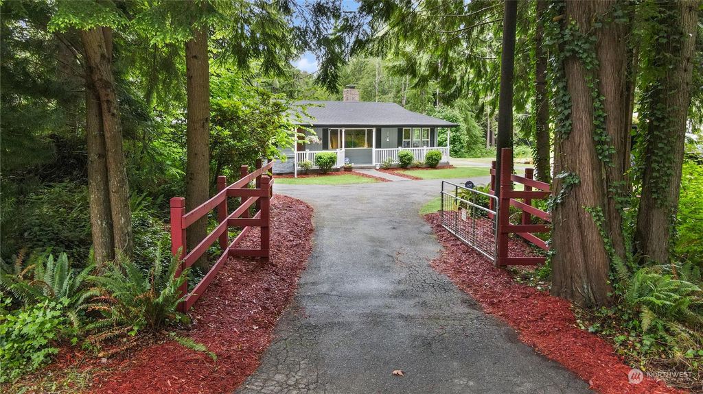 Photo of 5905 123rd Avenue NE, Lake Stevens, WA 98258 (MLS # 2141497)