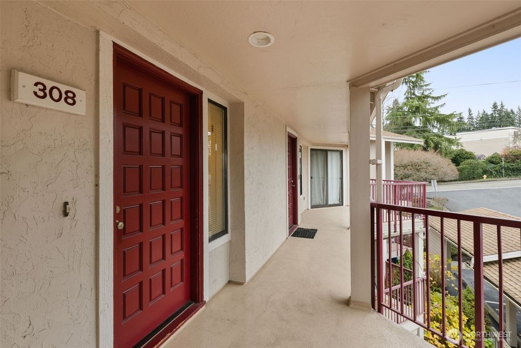 Photo of 9920 NE 119th Street #308, Kirkland, WA 98034 (MLS # 2460786)