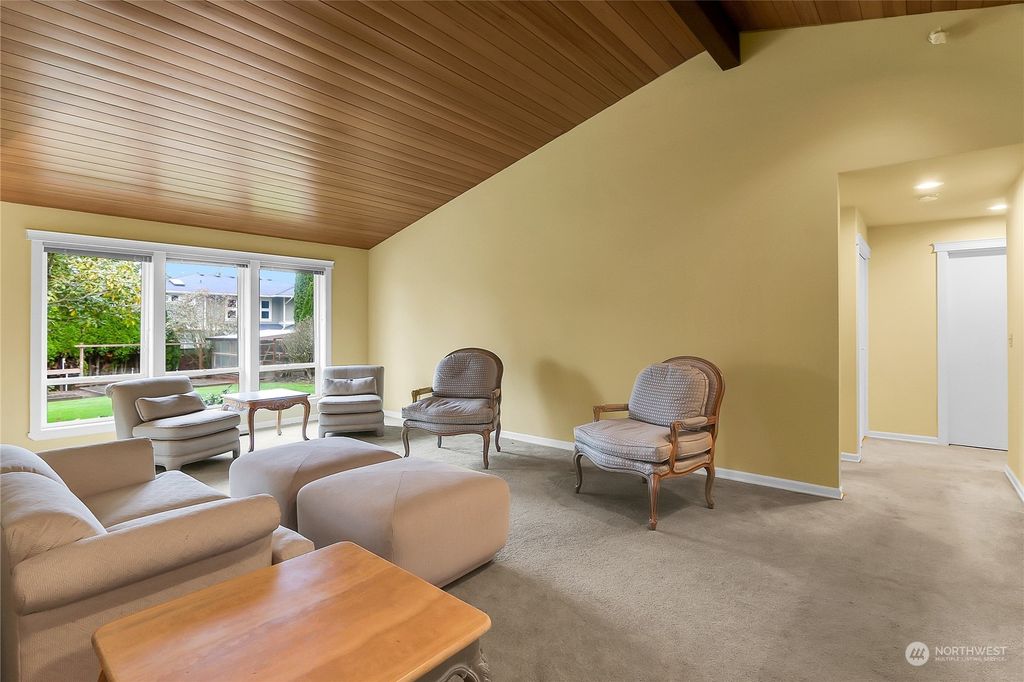 Photo of 610 Possession View Lane, Mukilteo, WA 98275 (MLS # 2175653)