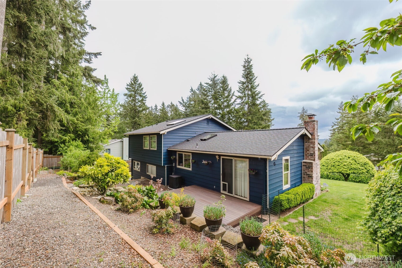 4500 NW Cascade Street