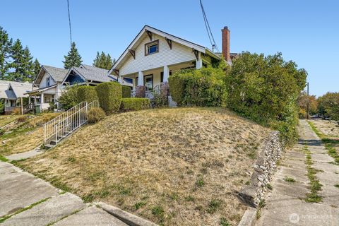 Photo of 819 S Adams Street, Tacoma, WA 98405 (MLS # 2425704)
