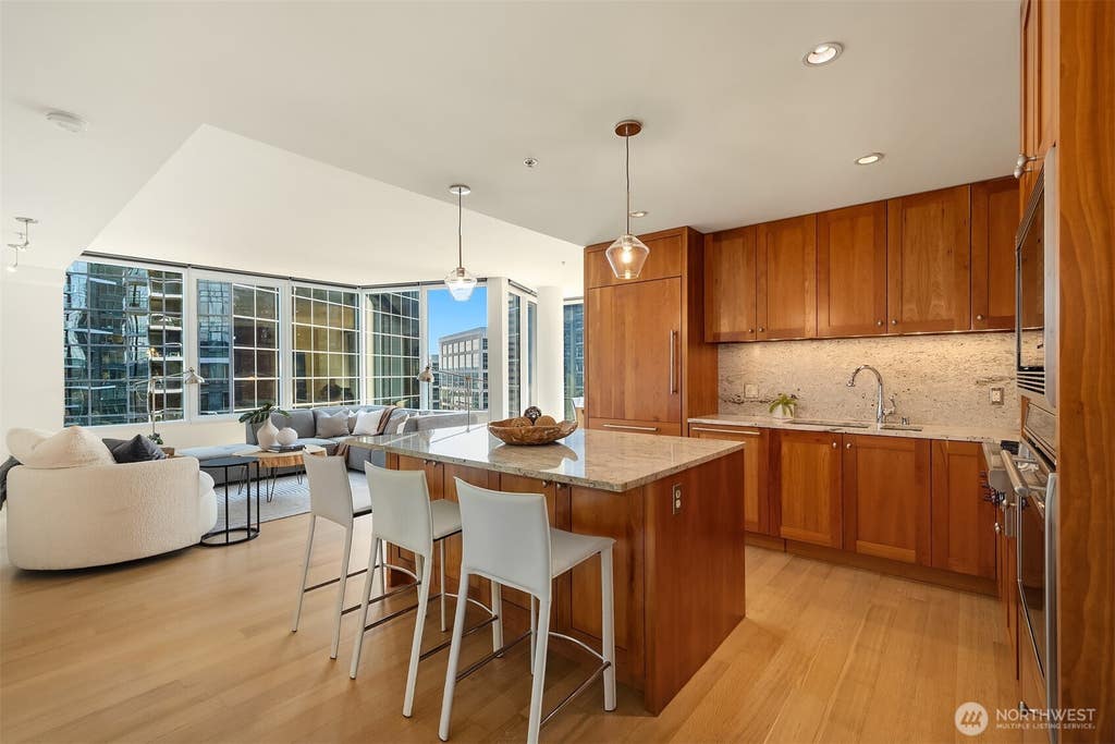 Photo of 10700 NE 4th Street #1712, Bellevue, WA 98004 (MLS # 2574610)