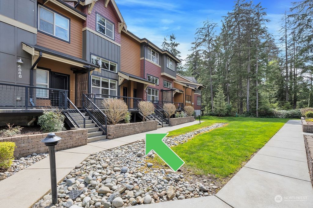 Photo of 4846 Ellis Way, Mukilteo, WA 98275 (MLS # 2144025)