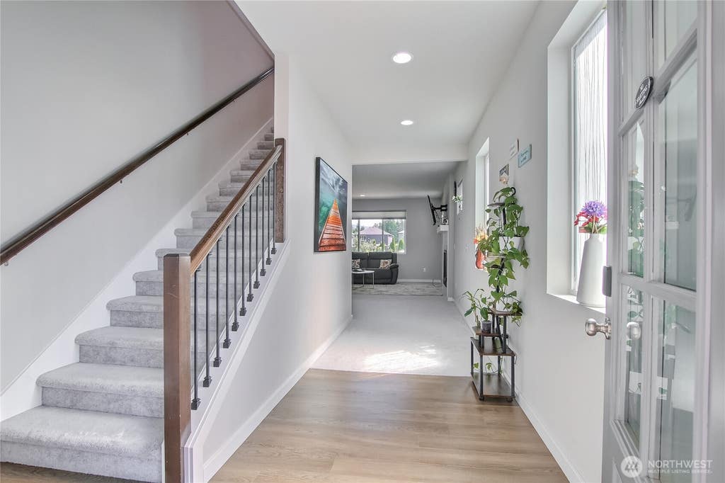 Photo of 936 Yew Avenue, Sultan, WA 98294 (MLS # 2561603)