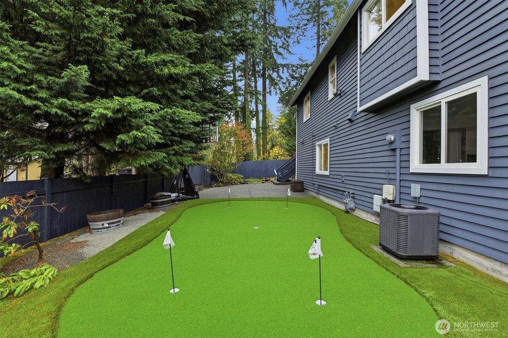 Photo of 21505 W 84th Avenue W, Edmonds, WA 98026 (MLS # 2455814)