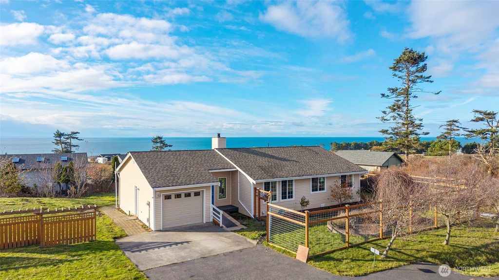 Photo of 765 El Toro Street, Coupeville, WA 98239 (MLS # 2454517)