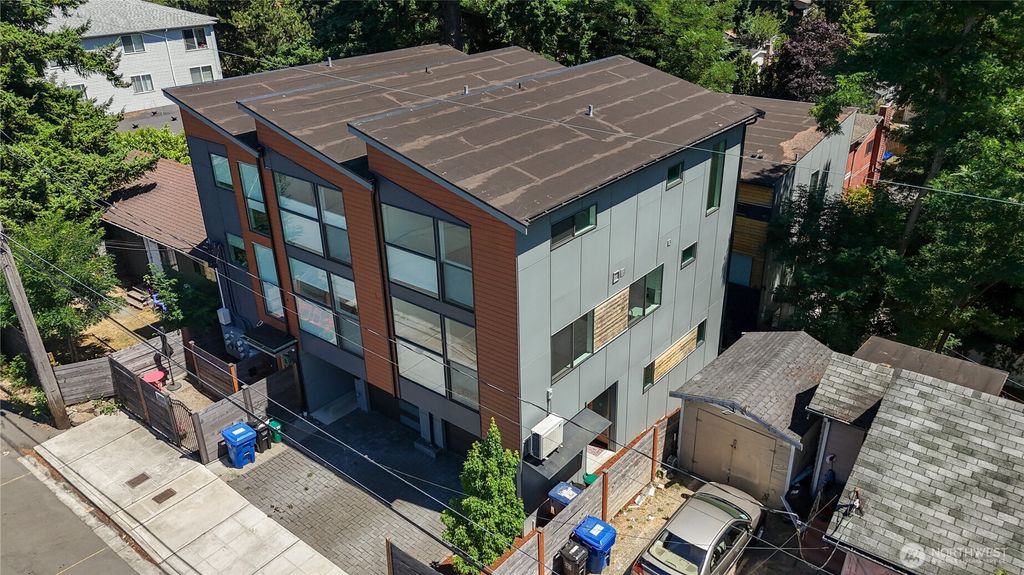 Photo of 14012 Midvale Avenue N, Seattle, WA 98133 (MLS # 2423705)