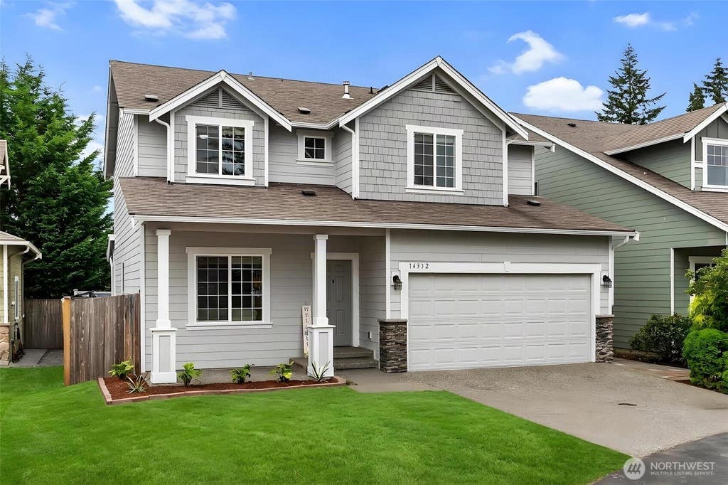 Photo of 14332 11th Place W #9, Lynnwood, WA 98087 (MLS # 2569936)