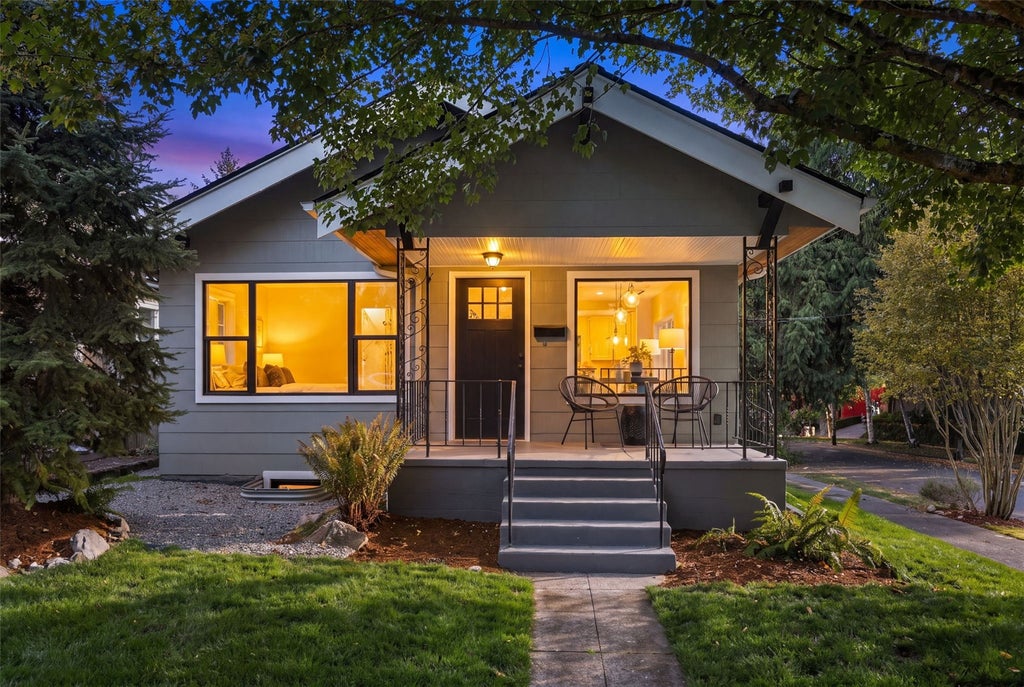 Photo of 419 NW 73rd Street, Seattle, WA 98117 (MLS # 2587780)