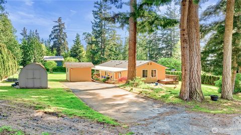 Photo of 560 N Sunset Drive, Camano Island, WA 98282 (MLS # 2511861)