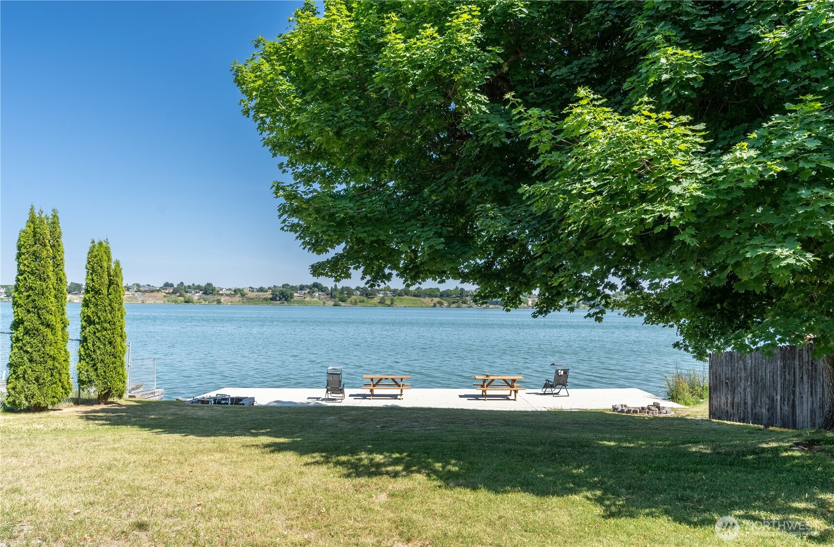 3013 W Lakeside Drive 1-5