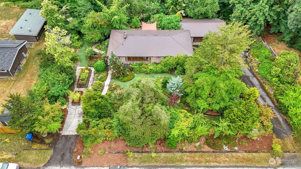 Photo of 14007 183rd Avenue SE, Renton, WA 98059 (MLS # 2270857)