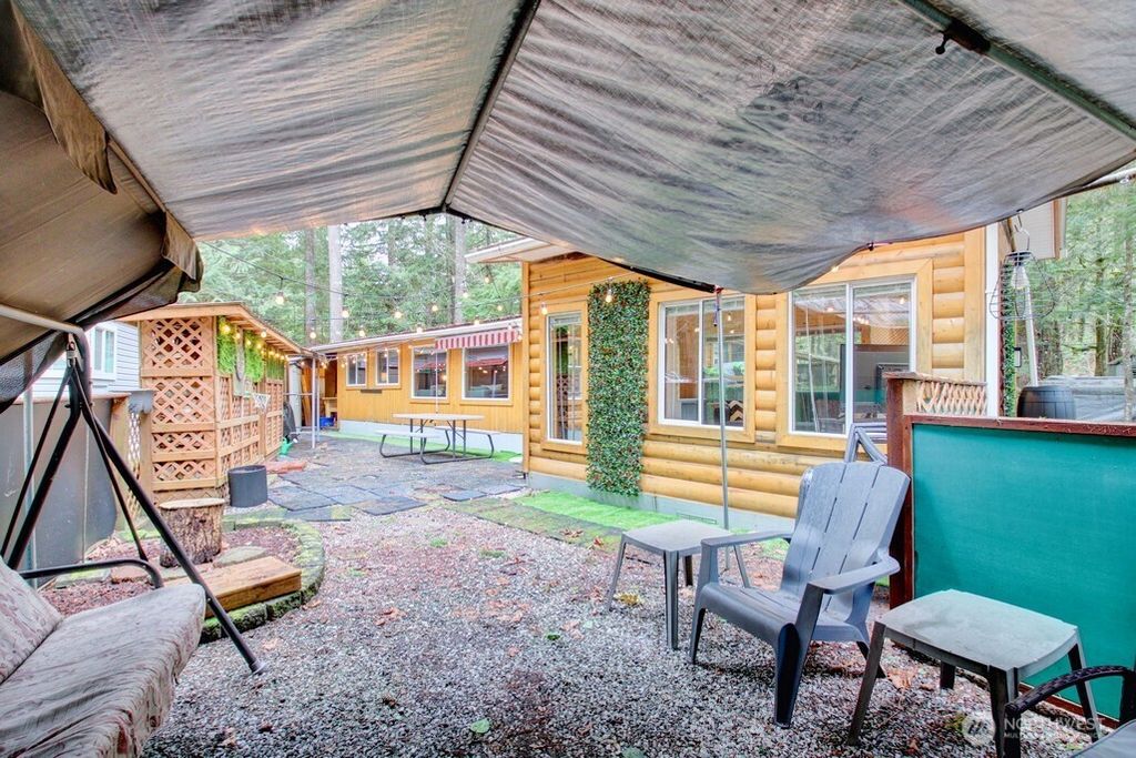 Photo of 140 6 Chanterelle Drive, Deming, WA 98244 (MLS # 2494916)