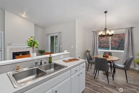 Photo of 6525 200th Street SW, Lynnwood, WA 98036 (MLS # 2428365)