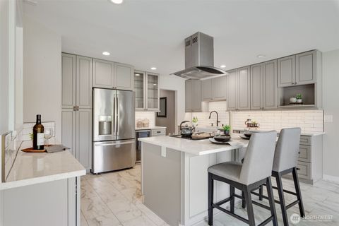 Photo of 9715 NE Juanita Drive #206B, Kirkland, WA 98034 (MLS # 2446687)