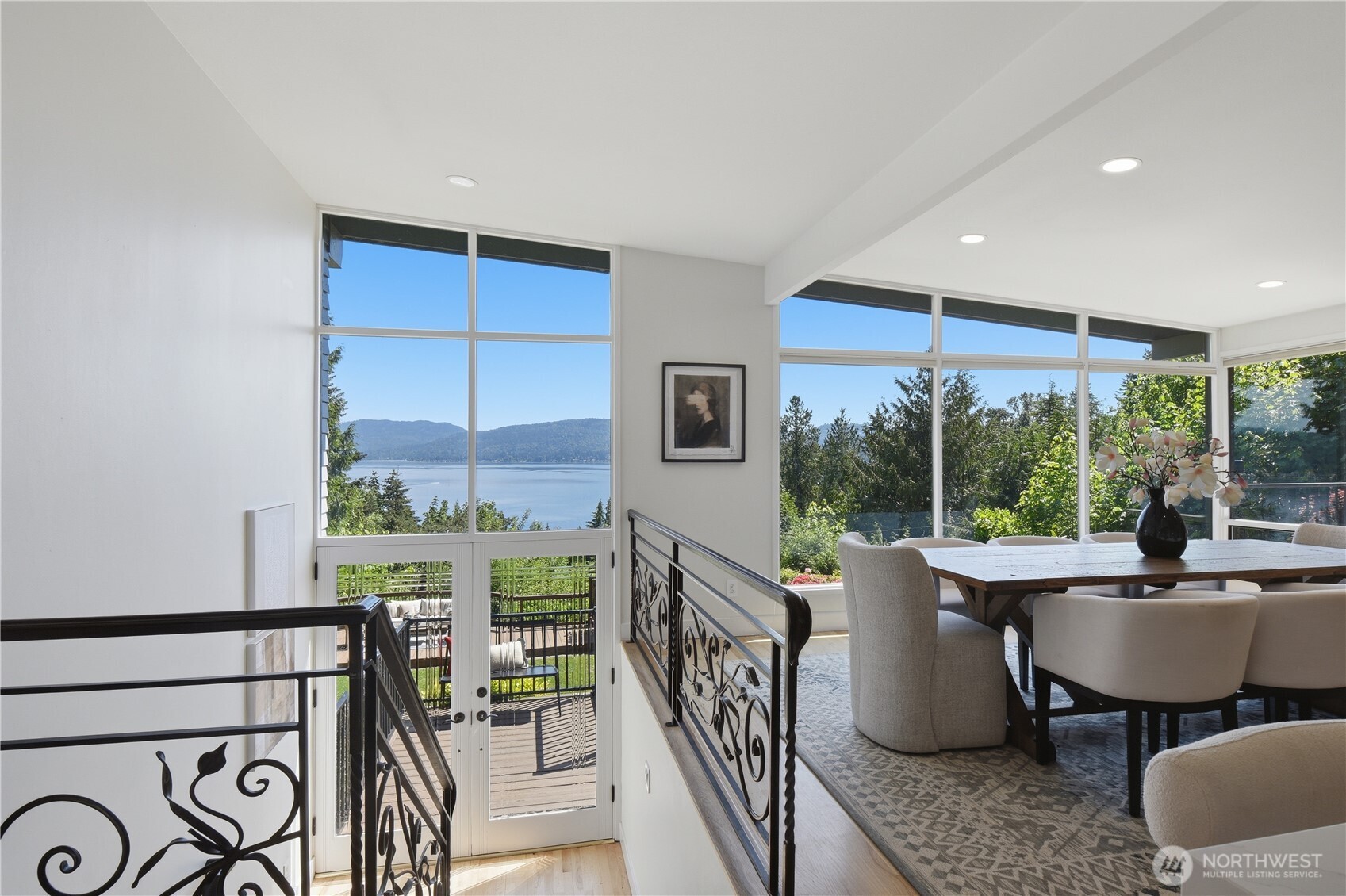 639 W Lake Sammamish Parkway NE