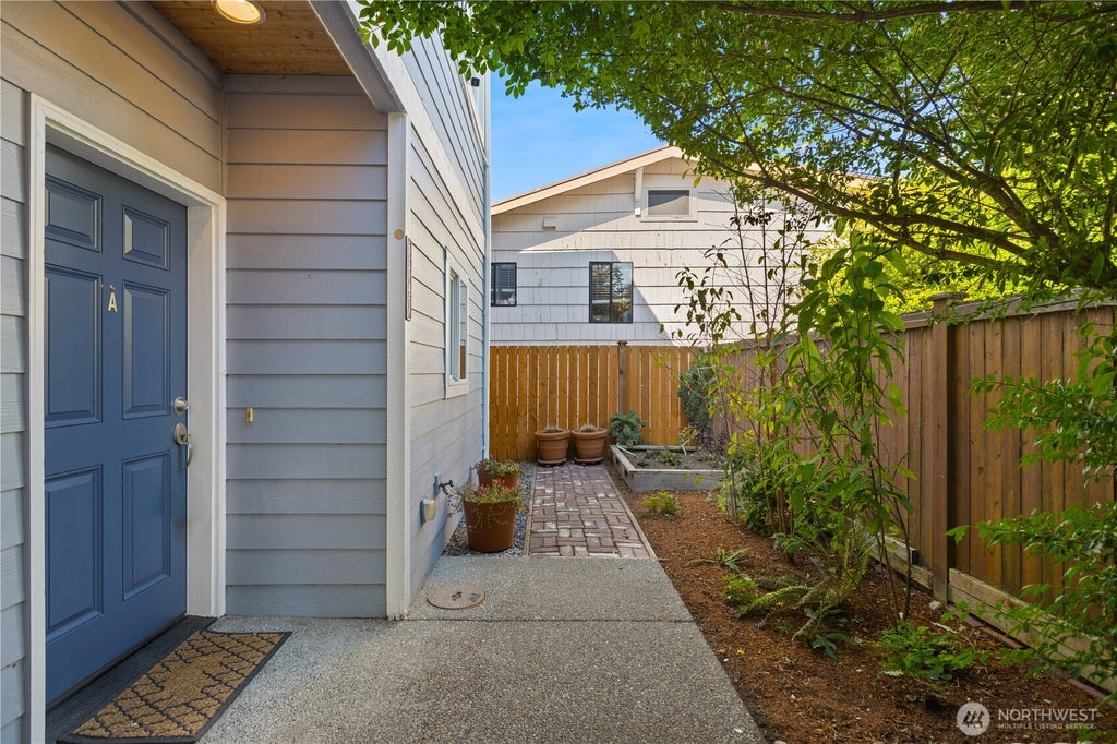 Photo of 8847 9th Avenue SW #A, Seattle, WA 98106 (MLS # 2559034)