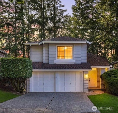 Photo of 3541 252nd Place SE, Sammamish, WA 98029 (MLS # 2552120)