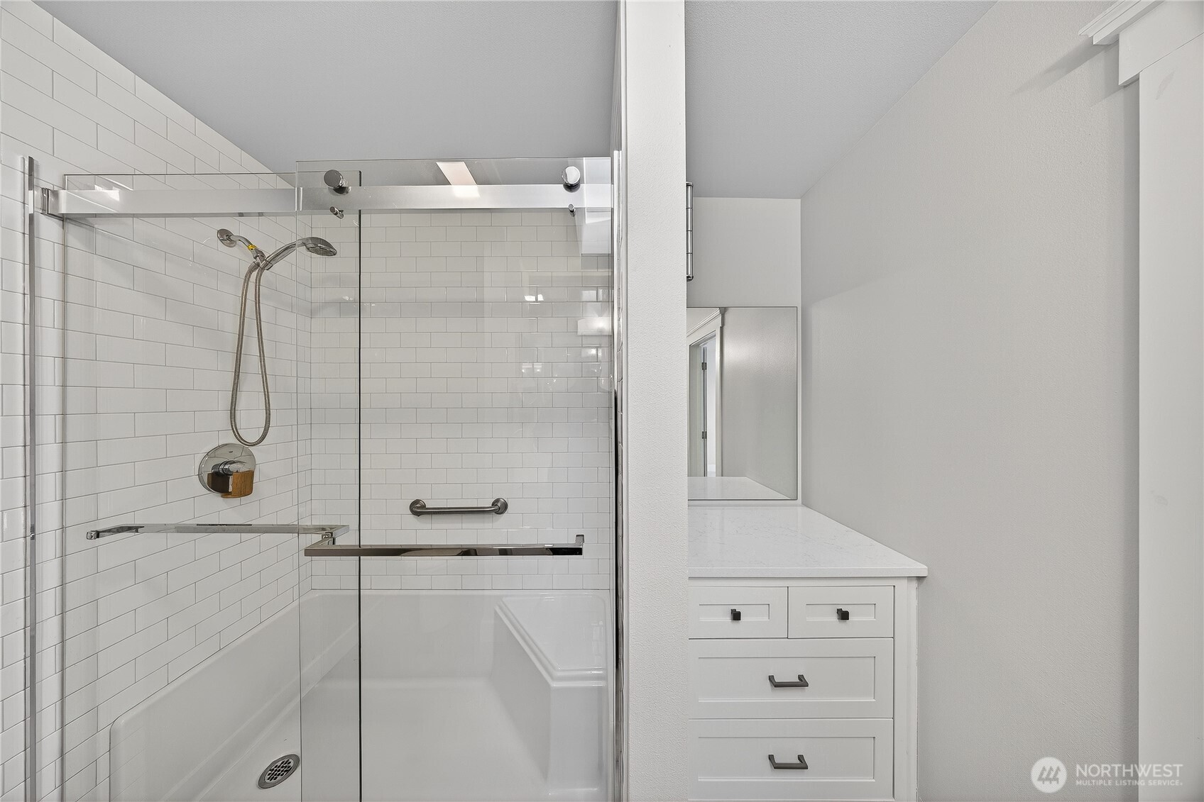 Anacortes, Washington, 98221, United States, 4 Bedrooms Bedrooms, ,4 BathroomsBathrooms,Residential,Active,2027320