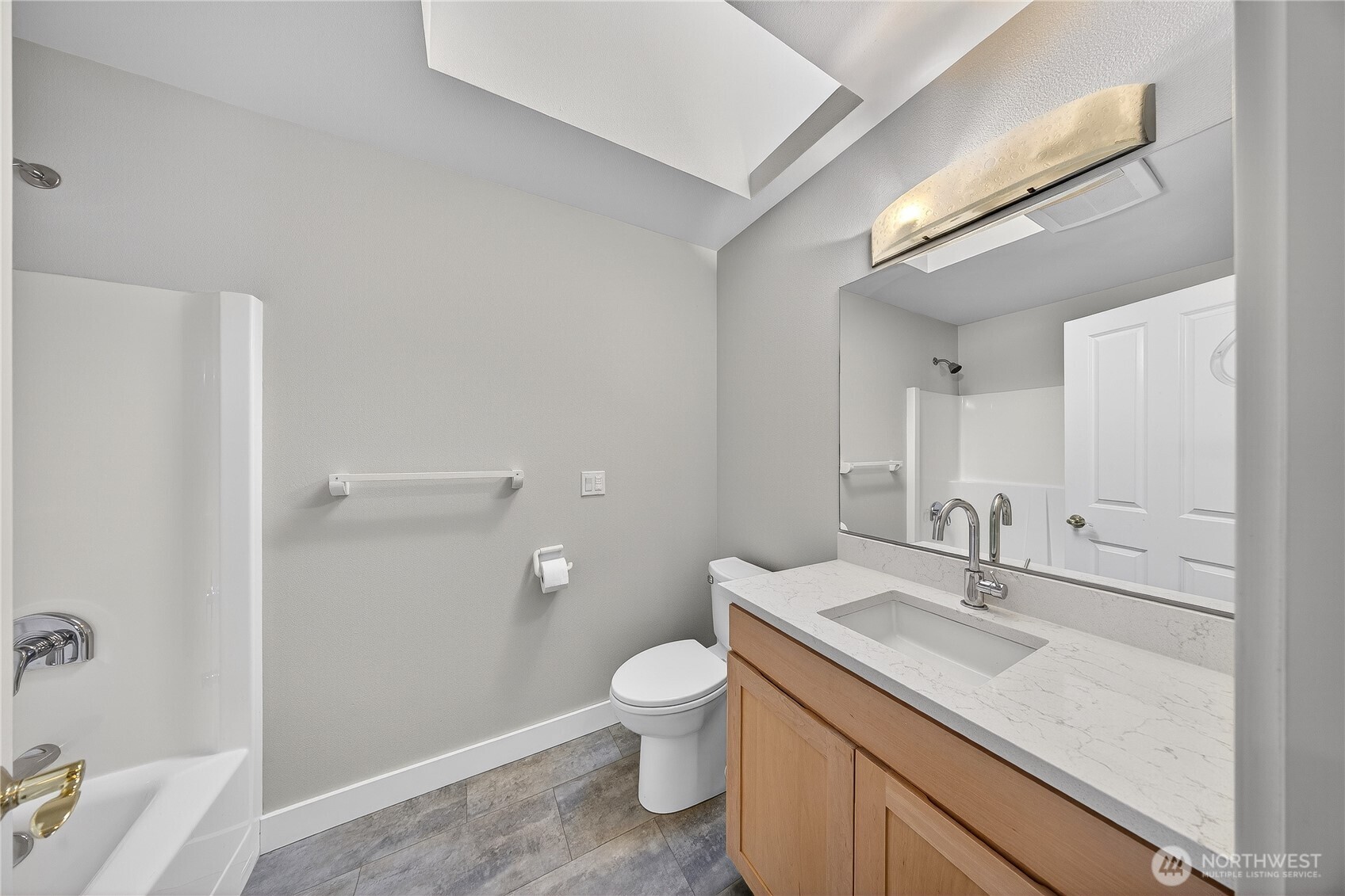 Anacortes, Washington, 98221, United States, 4 Bedrooms Bedrooms, ,4 BathroomsBathrooms,Residential,Active,2027320