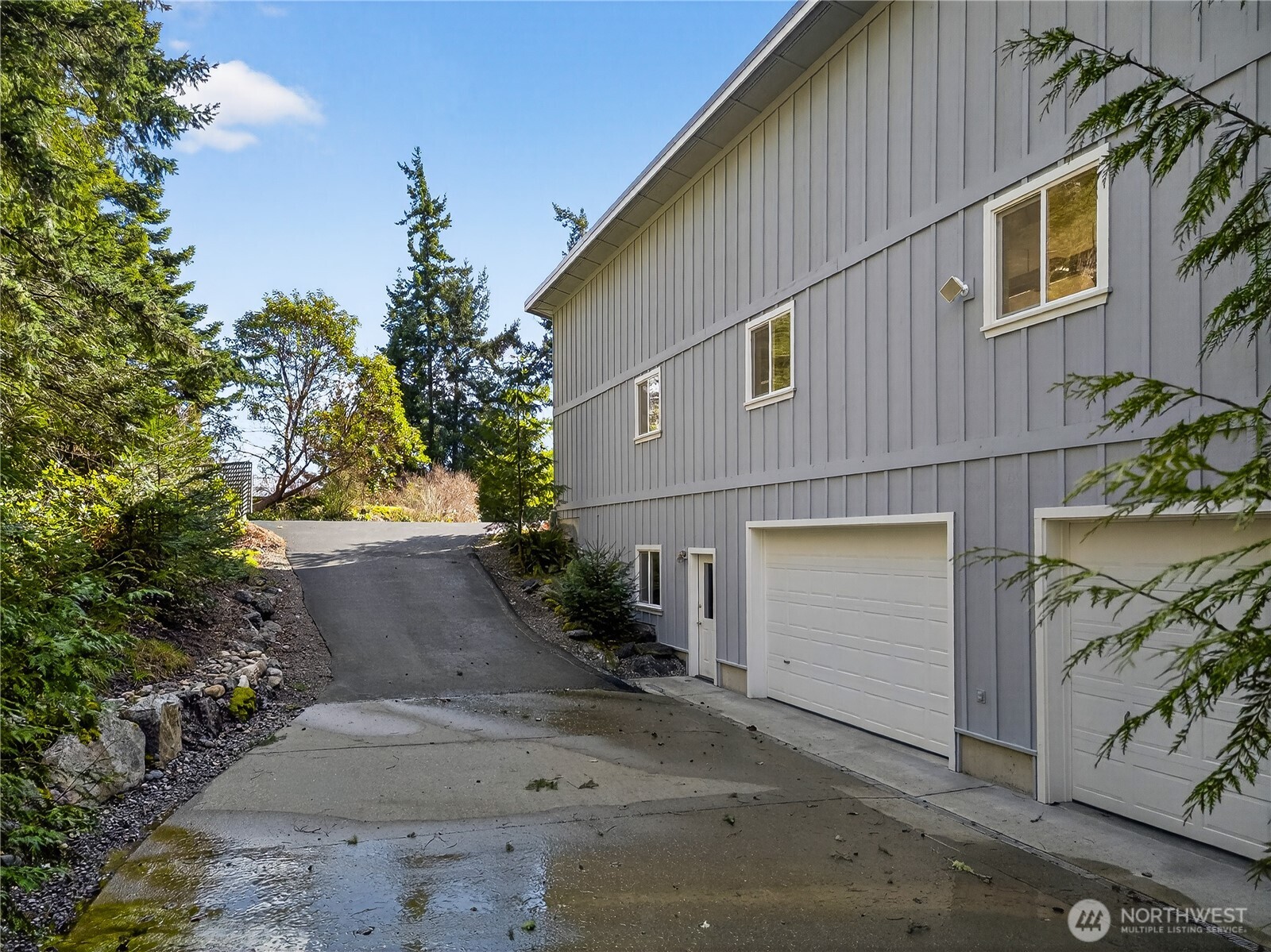 Anacortes, Washington, 98221, United States, 4 Bedrooms Bedrooms, ,4 BathroomsBathrooms,Residential,Active,2027320