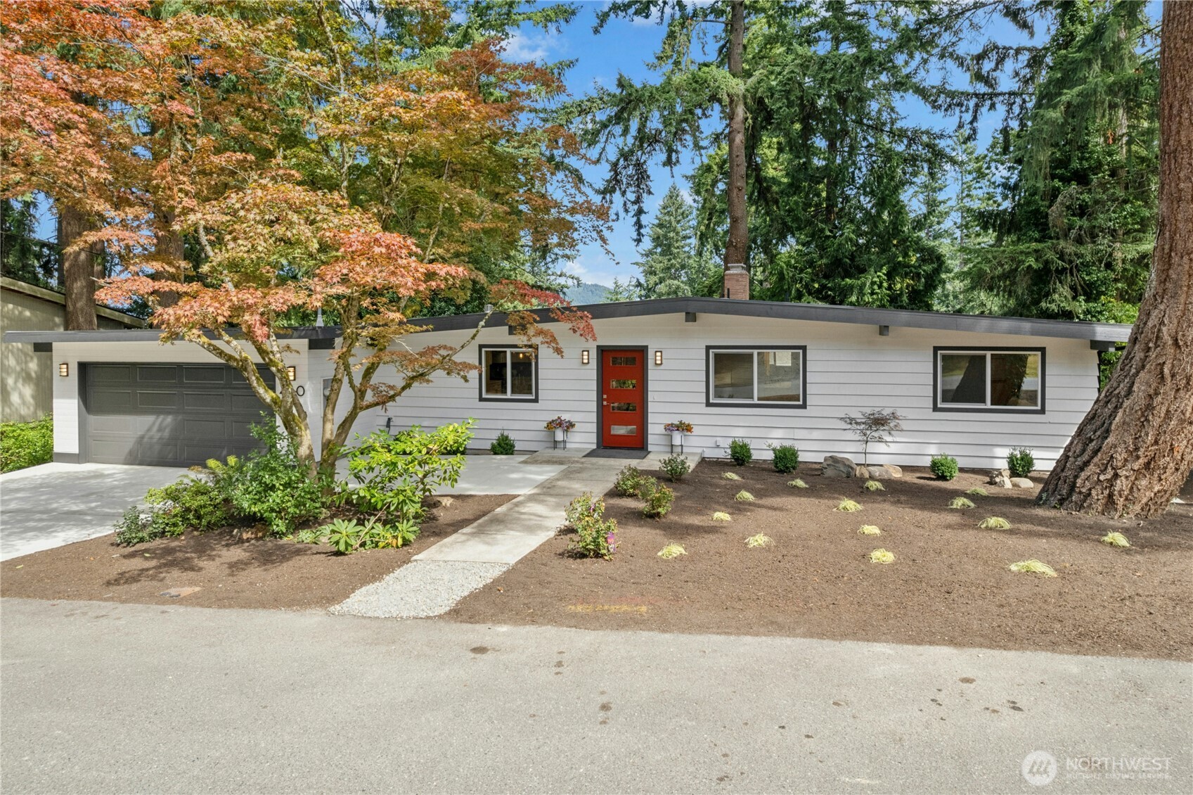 410 Mt. Jupiter Drive SW