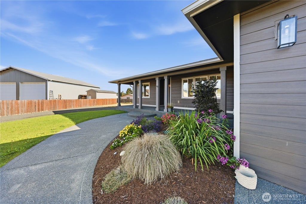 Photo of 46 Bolster Way, Sequim, WA 98382 (MLS # 2552706)