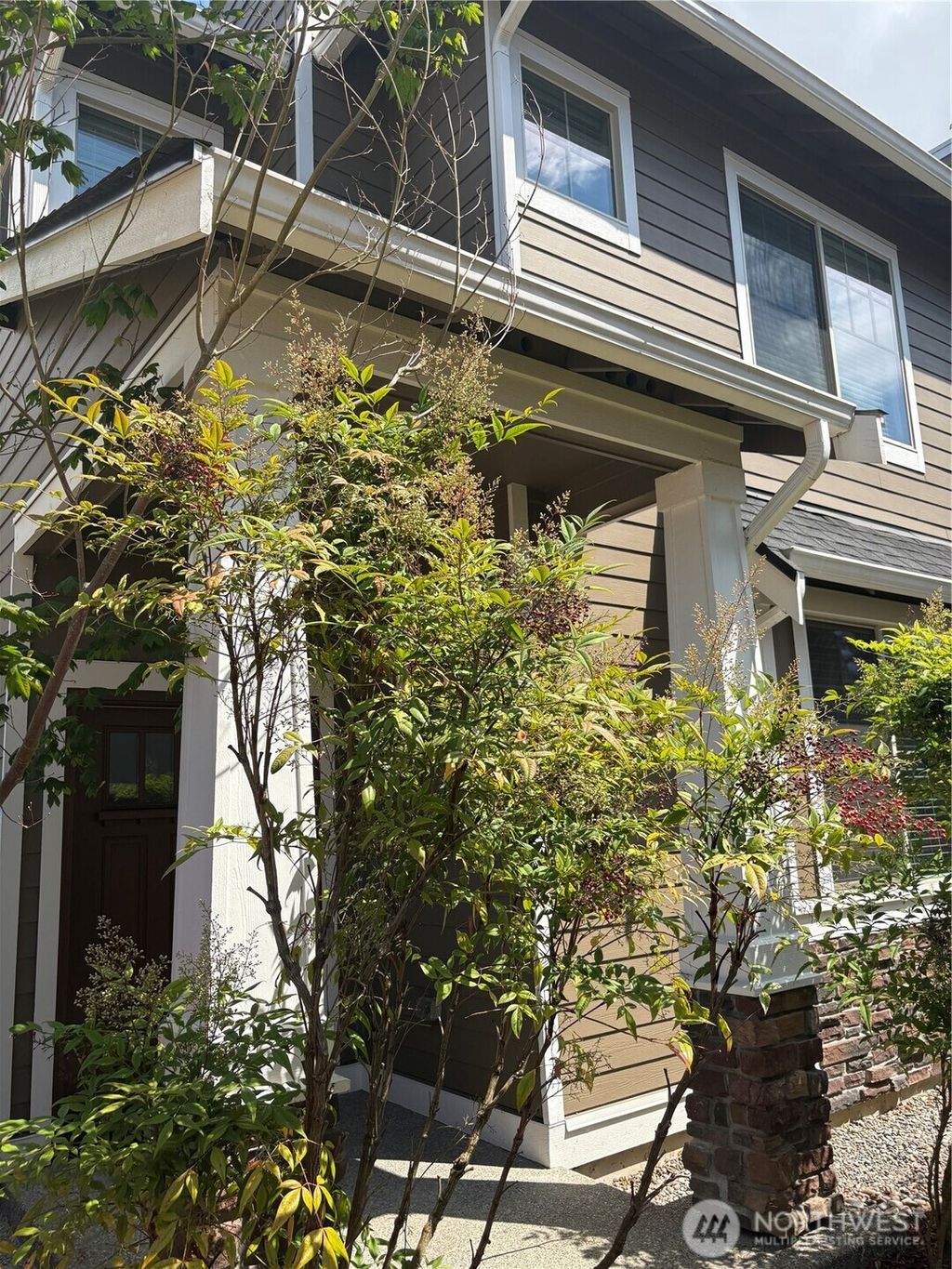 Photo of 14522 15th Avenue W #B, Lynnwood, WA 98087 (MLS # 2372158)