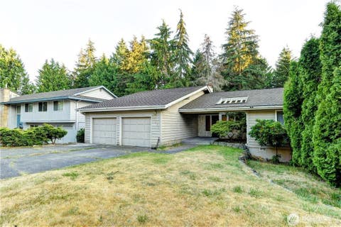 Photo of 17037 154th Place SE, Renton, WA 98058 (MLS # 2533768)