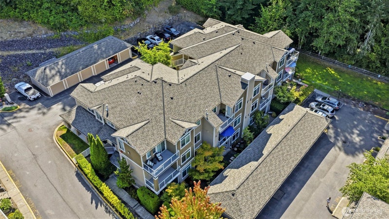 3500 E Lake Sammamish Parkway SE 3-103