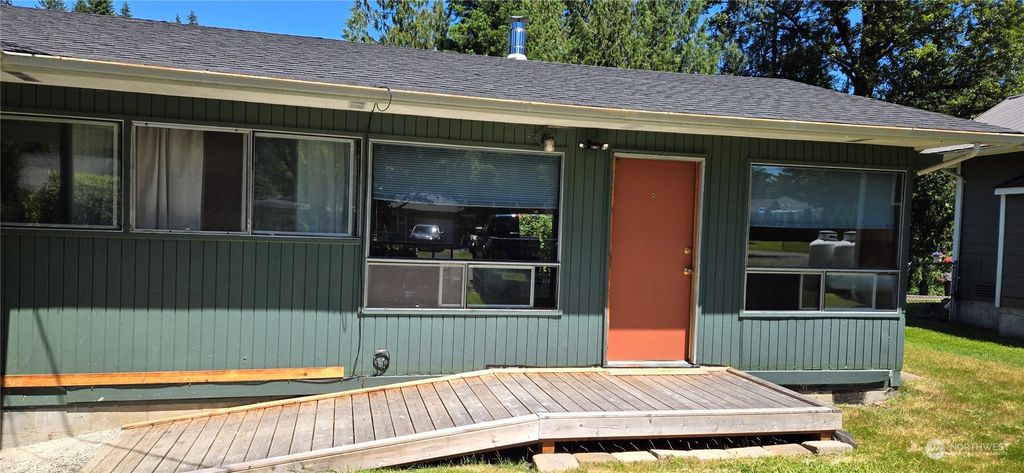Photo of 16527 Stilly Way, Arlington, WA 98223 (MLS # 2276441)