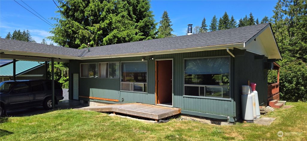 Photo of 16527 Stilly Way, Arlington, WA 98223 (MLS # 2276441)