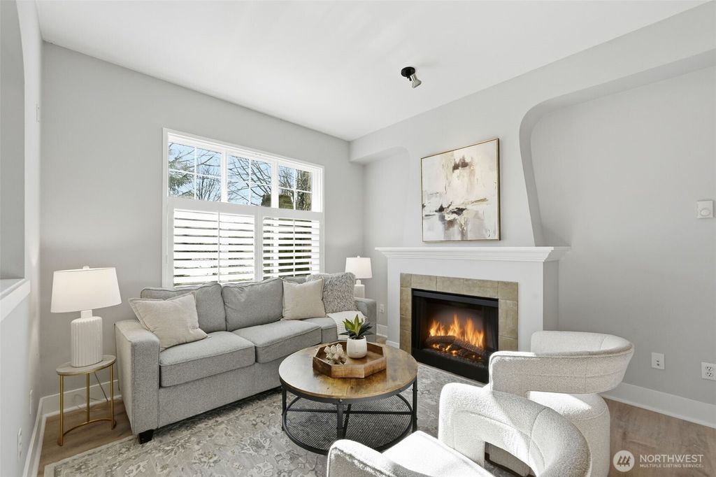 Photo of 22672 NE Alder Crest Lane, Redmond, WA 98053 (MLS # 2478946)