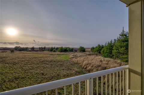 Photo of 501 Shoreview Drive #109, Long Beach, WA 98631 (MLS # 2182675)